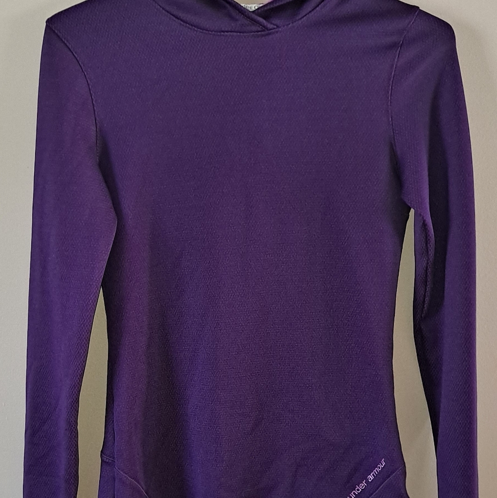 Women's Medium Under Armour Purple Cold Gear Sweatshirt